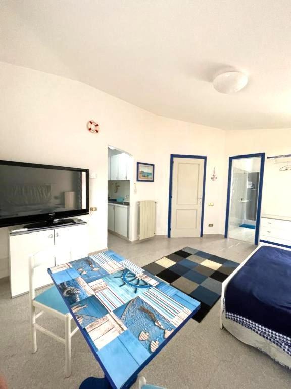 Imperia85 Lt Ξενοδοχείο Όλμπια Εξωτερικό φωτογραφία