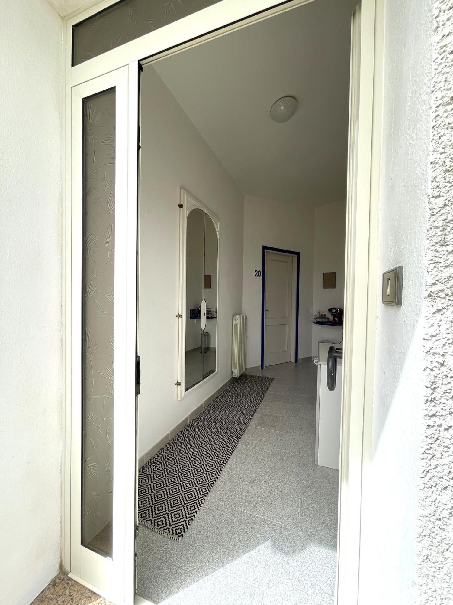 Imperia85 Lt Ξενοδοχείο Όλμπια Εξωτερικό φωτογραφία